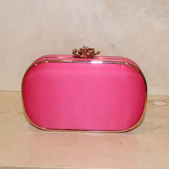 Lulu Townsend Handbags - Lulu Townsend pink satin clutch
